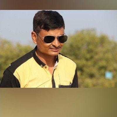 સોક્રેટીસ . "પૂનમ"