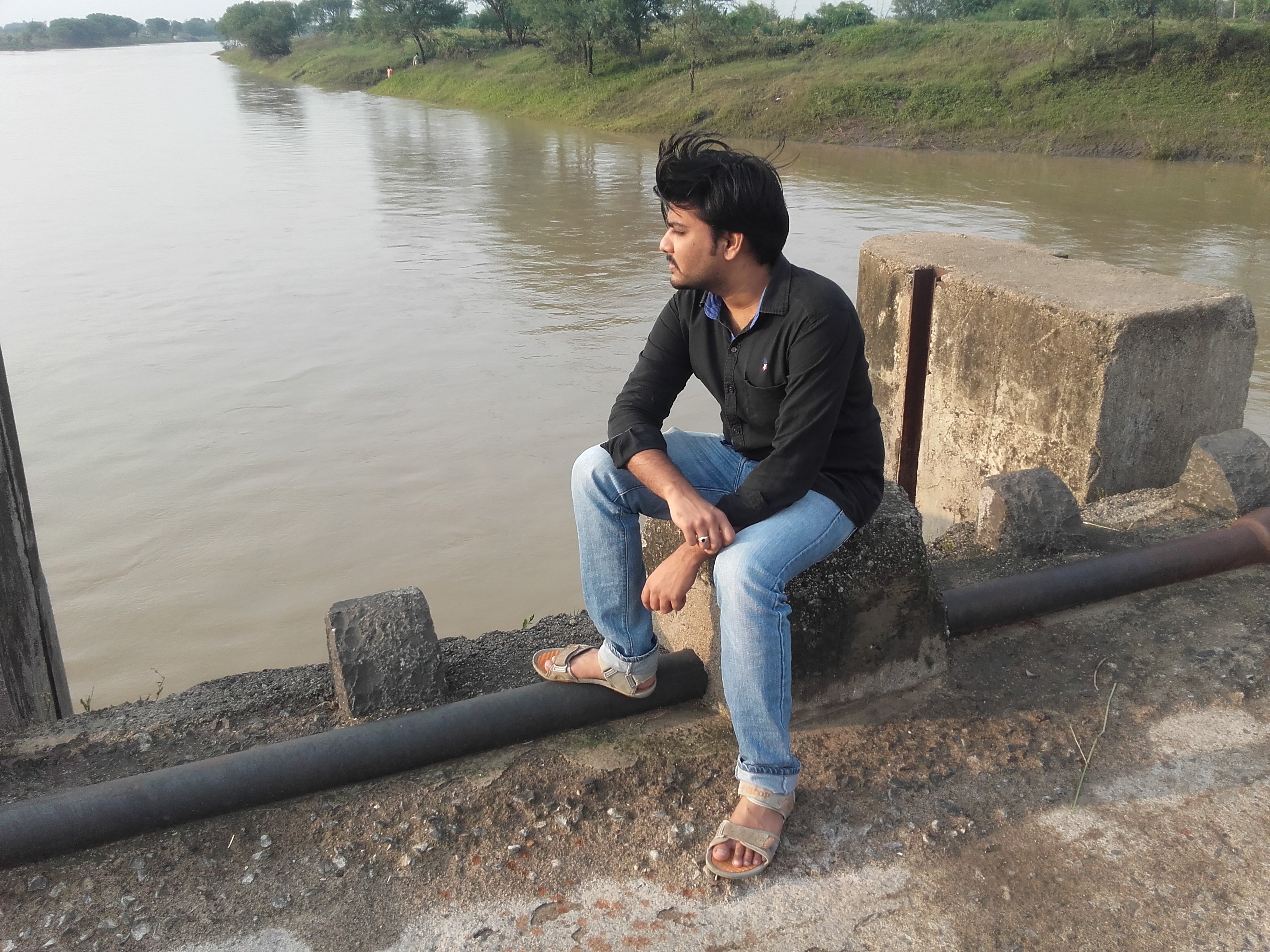 अभिषेक बुचके "वगैरे"