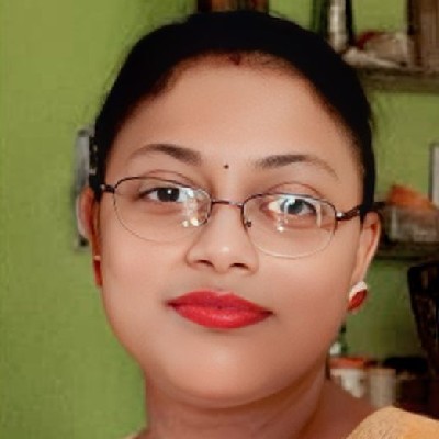 সায়ন্তনী পলমল্ ঘোষ