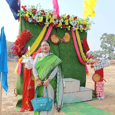 সায়ন্তনী পলমল্ ঘোষ