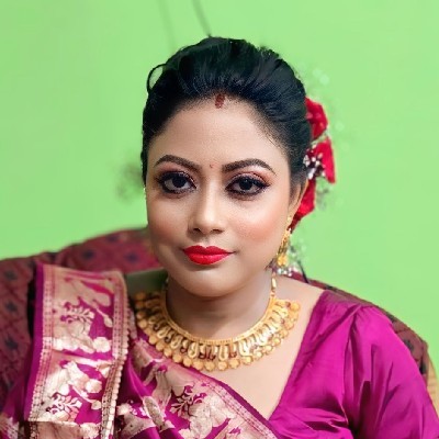 সায়ন্তনী পলমল্ ঘোষ