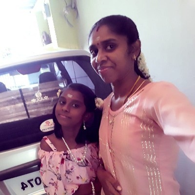 வதனி S.