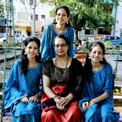 ಸೌಮ್ಯ ಕುಂದಾಪುರ "ಸಂಧ್ಯಾಸೂರ್ಯ"