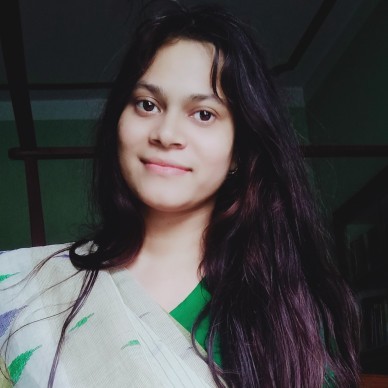 ‪আজিজা নাসরিন‬