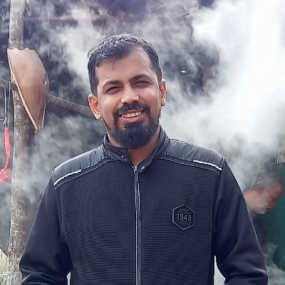 ವಿನಯ ಹೆಗಡೆ (ದಂಟಕಲ್)