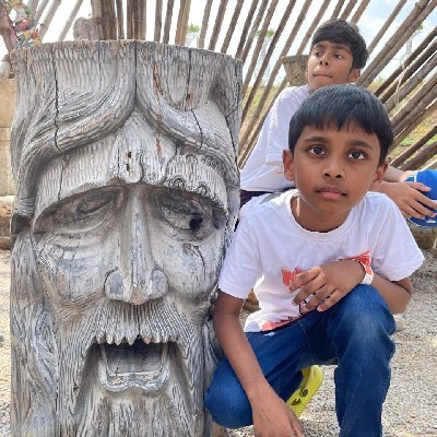 పెందుర్తి "సురేష్ రత్న  ( కథా విశారద)"