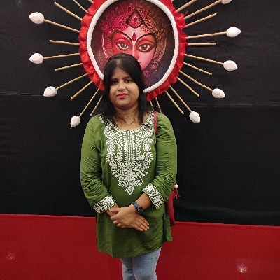 কলমে গল্প প্রেমী মনীষা ( Manisha Mahato)