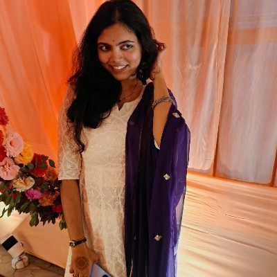 নিকিতা আচার্য্য