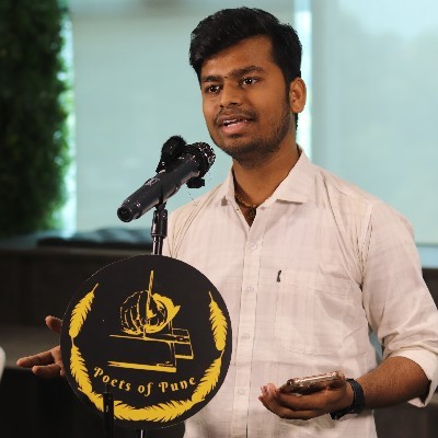 काव्यकांत "मन"