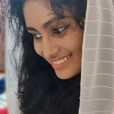 Sheena Aami "ആമി...."