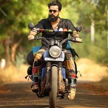 രാജീവ്‌ രാജൂസ്🎭