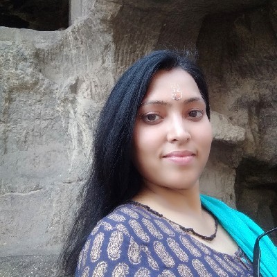 कविता येड़े "काव्या"