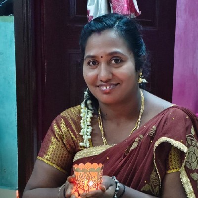 Lakshmi K "லக்ஸ்💜"