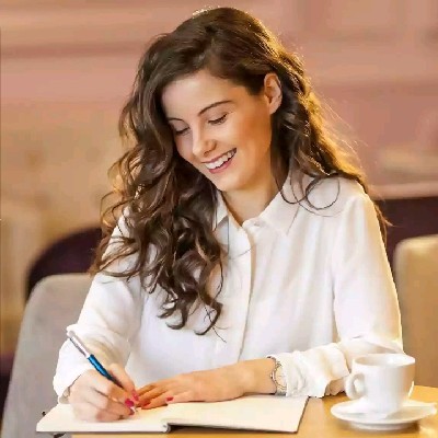 प्रिया श्रीवास्तव "सरगम साँसों की"