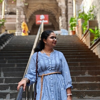 Shruti Maru Tank "સંવેદના"