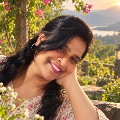 అనురాధ మురుగము బూజుల