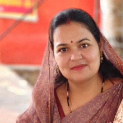 प्रिया शर्मा "पंखुड़ी"