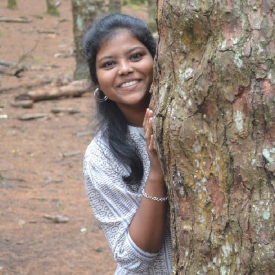 ஜெனிஷா ஜேசுரெத்தினம் "Ruby Queen"