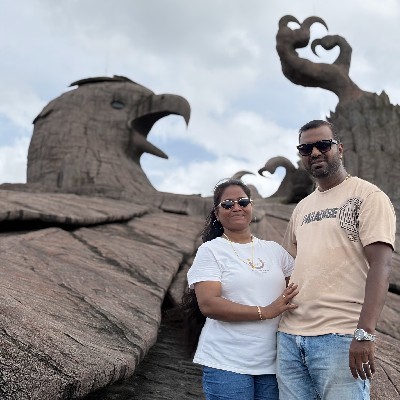 கனிமொழி மகேஷ் "மகிகனி"