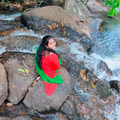 ആതിര എം വിനോദ് "അമ്മു"