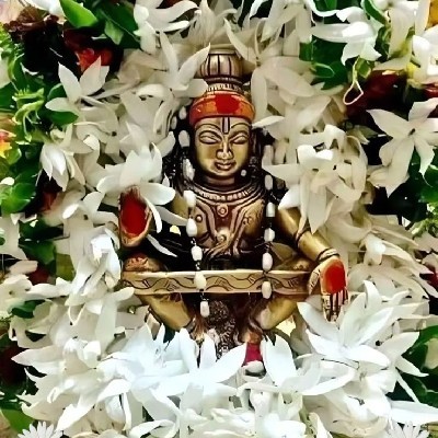 రత్న ( ది ఘోస్ట్ రైడర్ )