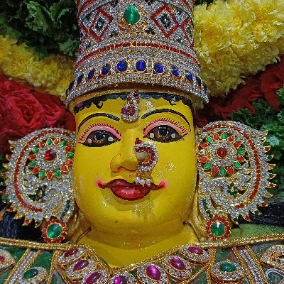 రత్న ( ది ఘోస్ట్ రైడర్ )