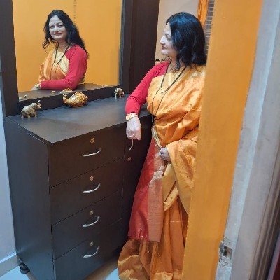 ಡಾ.ಲಾವಣ್ಯ ಪ್ರಭೆ.