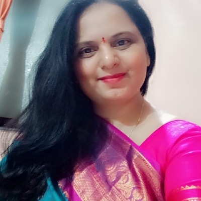 सौ. अमृता येणारे - जाधव