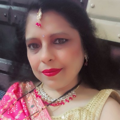 Komal Bhaleshwer "(शिवपुत्री)"