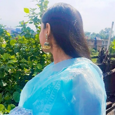 Juli barnwal "Aashi"