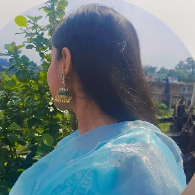 Juli barnwal "Aashi"