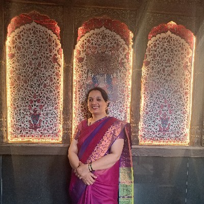 ಶೋಭಾ ನಾರಾಯಣ ಹೆಗಡೆ. "ಪೂರ್ವವಾಹಿನಿ"