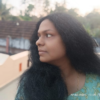 Savitha Renu "🦋Savi🦋"
