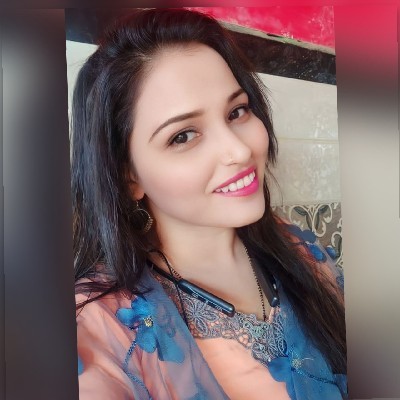 सुचिता अपंडकर "Suchi"