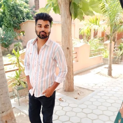 मनीष दैत्य