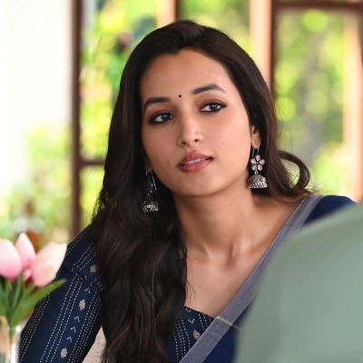 മീര 🍀