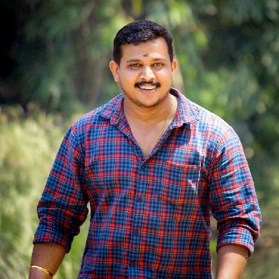 അരുൺ നായർ "മിന്നൽ"