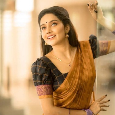 വയലറ്റ്