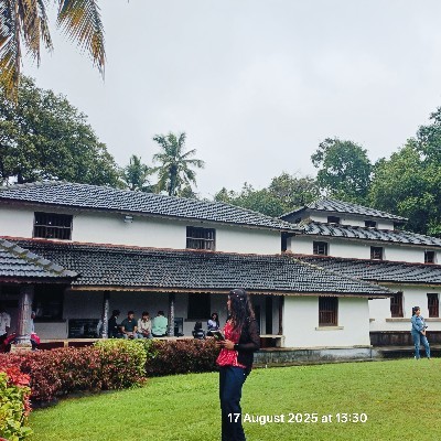 ಅನಾಮಿಕ.