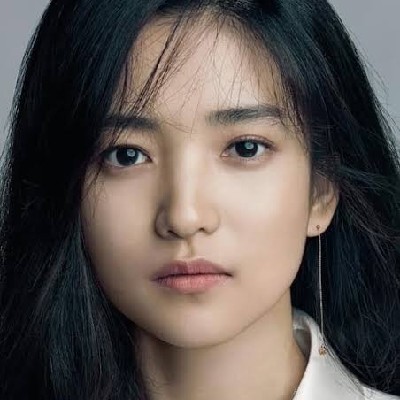 ഈഷു "കാക്കപ്പെണ്ണ്"