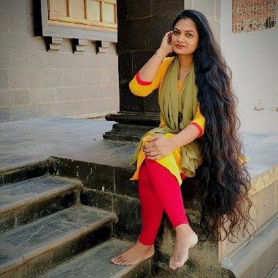 🏅दिग्दर्शक🏅 मोनिका चौगुले