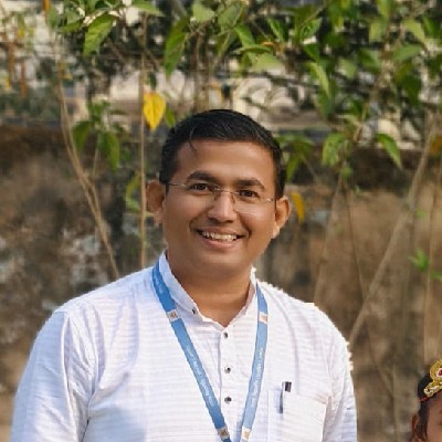 विवेक शेळके "मनाक्षर"