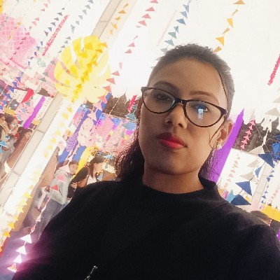 প্রিয়া বনিক "নিভৃতিকা ❤️"