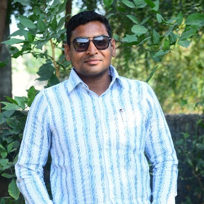 देवेन्द्र 'देव'😎