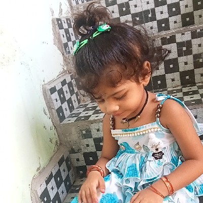 दिव्या यादव "𝔻𝕚𝕧𝕐𝔸𝕕𝕒𝕧"