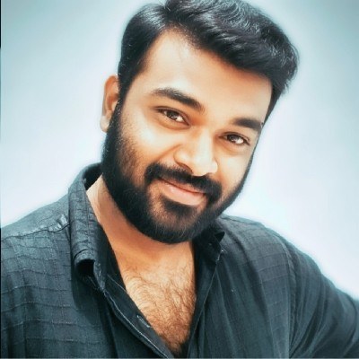 സിനാസ് അലി "സിനാസ് അലി"