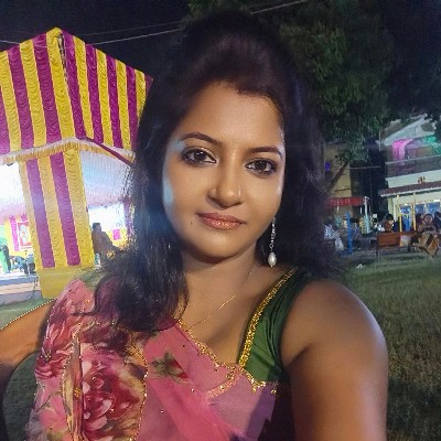 মহুয়া মন্ডল "উদাসী মন"