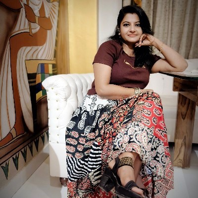 মহুয়া মন্ডল "উদাসী মন"