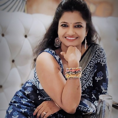 মহুয়া মন্ডল "উদাসী মন"