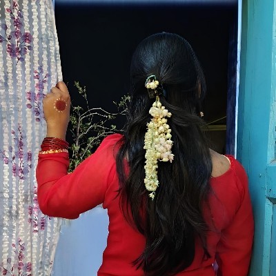 कोमल शाल्वी "SHALVI"